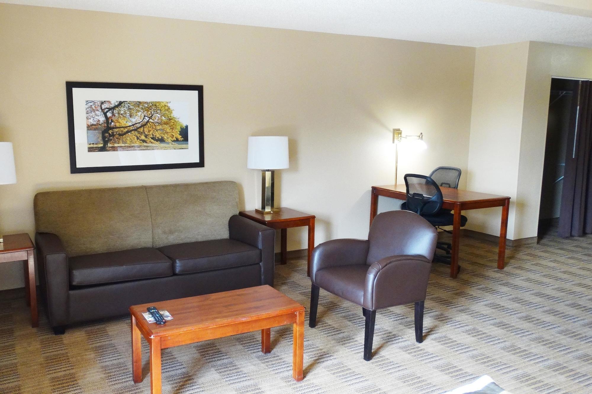 Extended Stay America Select Suites - Rockford - State Street Eksteriør billede