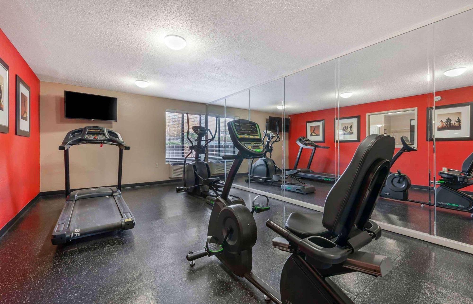 Extended Stay America Select Suites - Rockford - State Street Eksteriør billede