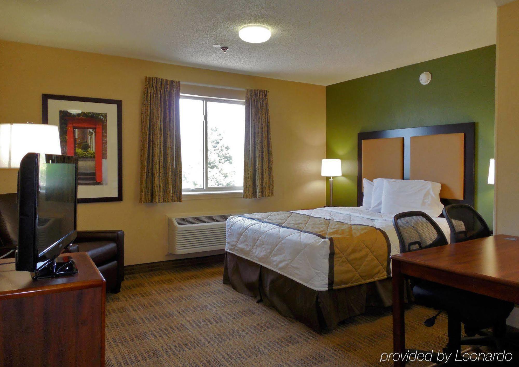 Extended Stay America Select Suites - Rockford - State Street Eksteriør billede