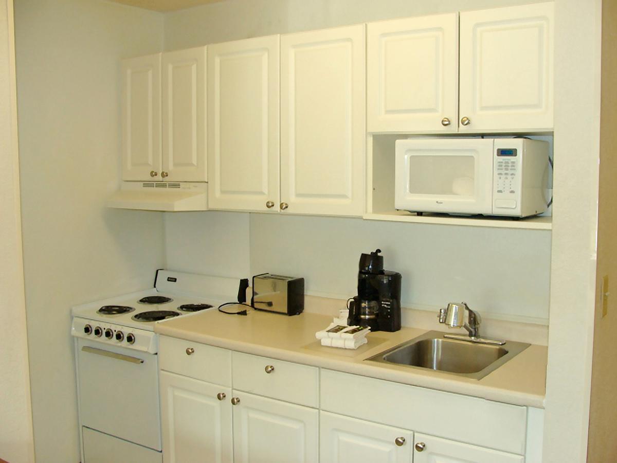 Extended Stay America Select Suites - Rockford - State Street Eksteriør billede